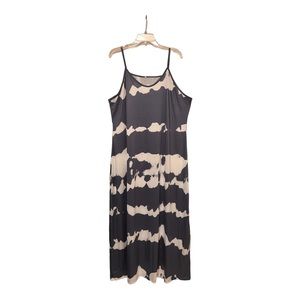 Comfortable and Elegant,Bohemian-style long sleeveless dress for women in summer